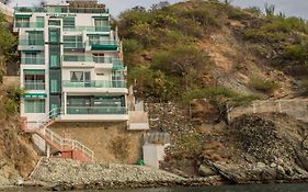 Hotel Large Beach
