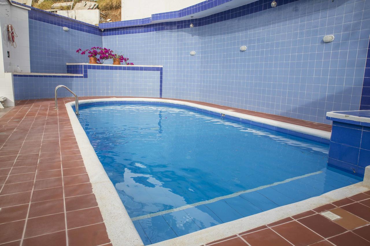 Hotel Large Beach Taganga Exterior photo